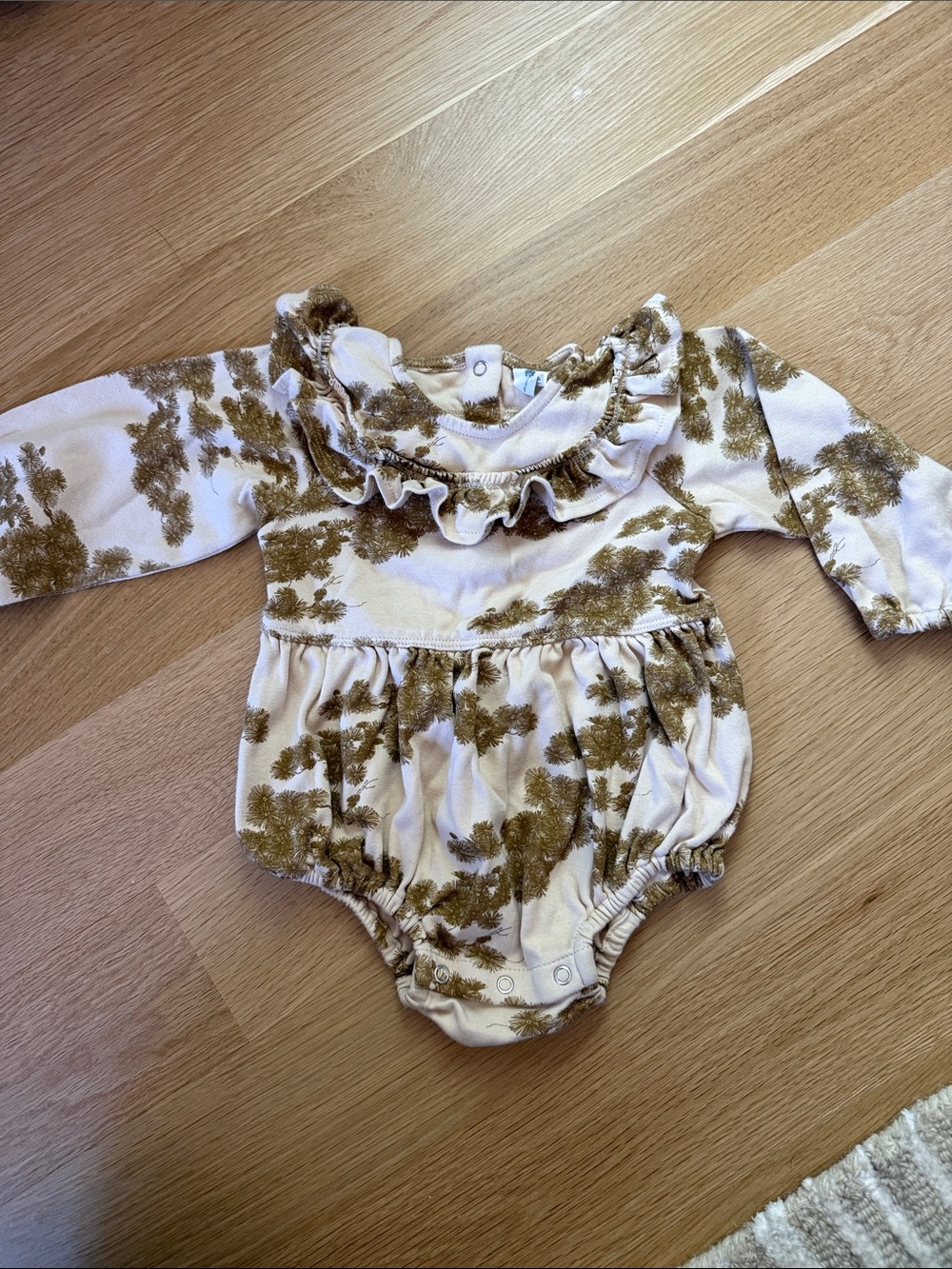 kate quinn Cream bubble Romper with Botanical Print
